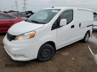 2019 Nissan NV200 S z VIN 3N6CM0KN0KK691744, wystawiony jako Copart lot #61720015 z przebiegiem 109 782 mil mil oraz Czysty tytuł • Clean title. Historia ofert i sprzedaży dostępna na DreamBid. Obrazek 1.