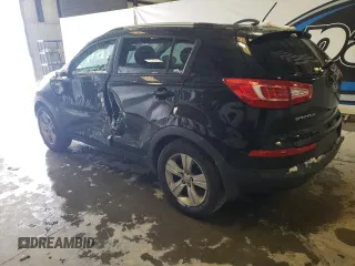2011 Kia Sportage LX with VIN KNDPB3A29B7106953, listed as a Copart auction lot 87732745 with 187,776 mi miles and Salvage Title. Bid and sale history available at carsss.com. Image 2.