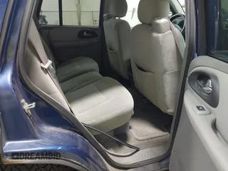 2005 Chevrolet TrailBlazer LT with VIN 1GNDT13S652299380, listed as a IAAI auction lot 42136545 with 153,406 mi miles and . Bid and sale history available at DreamBid. Image 8.