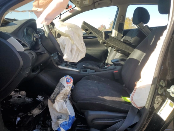 2016 Nissan Sentra SR with VIN 3N1AB7AP9GL684307, listed as a Copart auction lot 83532604 with 136,084 mi miles and Salvage Title. Bid and sale history available at DreamBid. Image 7.