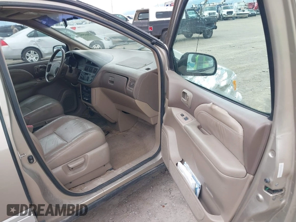 2000 Toyota Sienna LE z VIN 4T3ZF13C8YU201119, wystawiony jako IAAI lot #42052952 z przebiegiem 203 571 mil mil oraz . Historia ofert i sprzedaży dostępna na DreamBid. Obrazek 5.