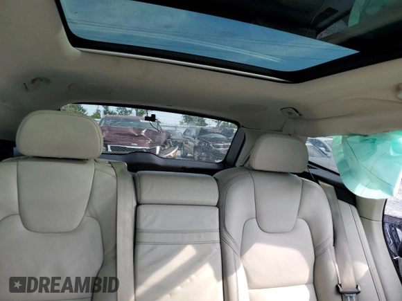 2021 Volvo XC60 Inscription с VIN YV4102DLXM1797908, выставлен на аукционе Copart как лот 58967375 с пробегом Не указан миль и На запчасти • Non repairable. История ставок и продаж доступна на DreamBid. Изображение 10.