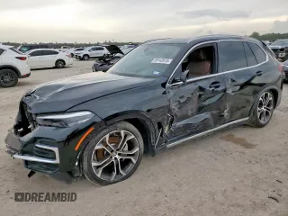 2022 BMW X5 xDrive40i z VIN 5UXCR6C01N9K79249, wystawiony jako Copart lot #59142615 z przebiegiem 46 758 mil mil oraz Szkoda całkowita • Salvage title. Historia ofert i sprzedaży dostępna na DreamBid. Obrazek 1.