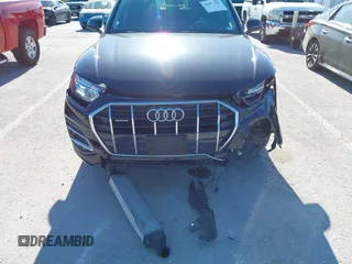 2021 Audi Q5 Premium z VIN WA1AAAFY9M2076387, wystawiony jako IAAI lot #42303925 z przebiegiem 46 954 mil mil oraz . Historia ofert i sprzedaży dostępna na DreamBid. Obrazek 6.