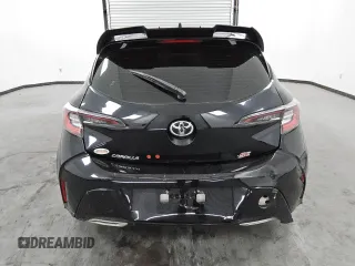 2020 Toyota Corolla Hatchback SE with VIN JTND4RBEXL3091540, listed as a Copart auction lot 71371204 with 106,199 mi miles and Clean Title. Bid and sale history available at carsss.com. Image 6.