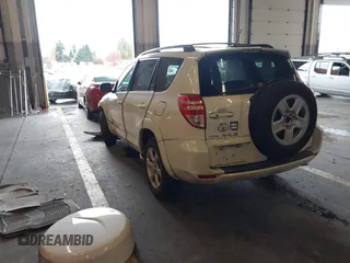 2010 Toyota RAV4 Ltd with VIN 2T3DF4DV6AW070189, listed as a IAAI auction lot 40824725 with 92,294 mi miles. Bid and sale history available at carsss.com. Image 3.