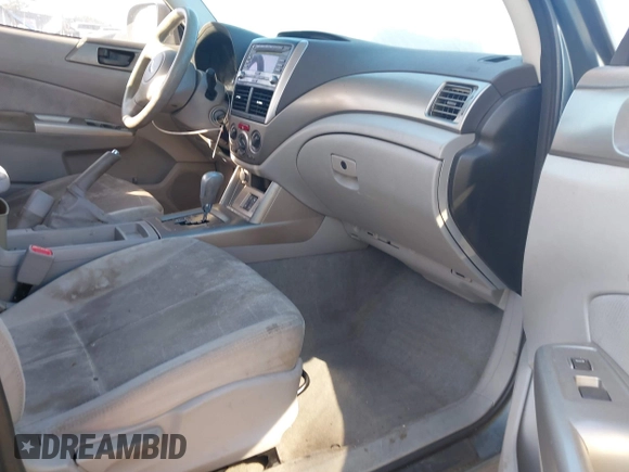 2010 Subaru Forester X с VIN JF2SH6BC0AH778735, выставлен на аукционе IAAI как лот 41825069 с пробегом 153 985 миль миль и . История ставок и продаж доступна на DreamBid. Изображение 5.