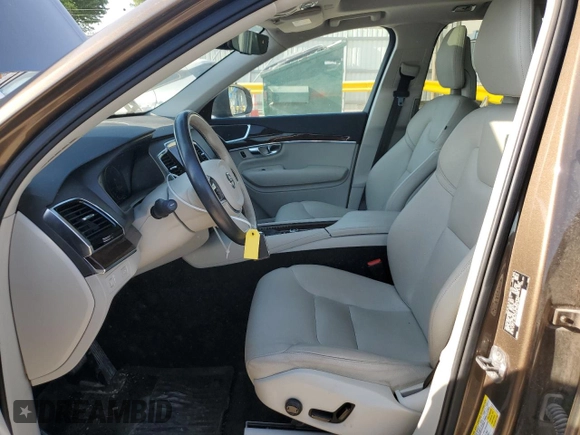 2016 Volvo XC90 T6 Momentum with VIN YV4A22PK0G1070827, listed as a Copart auction lot 56621275 with 70,575 mi miles and Salvage title. Bid and sale history available at DreamBid. Image 7.