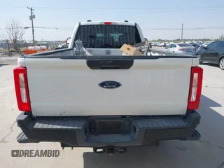 2024 Ford F-250 XL with VIN 1FT7W2BT2REE29043, listed as a IAAI auction lot 42307279 with 7,339 mi miles and . Bid and sale history available at DreamBid. Image 16.