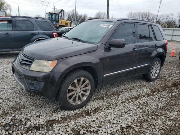 2013 Suzuki Grand Vitara z VIN JS3TE0D44D4100033, wystawiony jako Copart lot #51648665 z przebiegiem 151 879 mil mil oraz Czysty tytuł • Clean title. Historia ofert i sprzedaży dostępna na DreamBid. Obrazek 1.