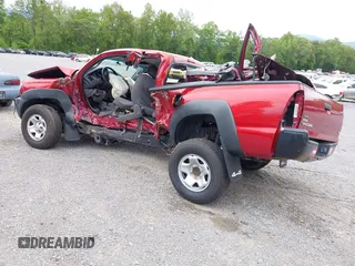 2005 Toyota Tacoma z VIN 5TEUU42N05Z130535, wystawiony jako IAAI lot #42220806 z przebiegiem 141 370 mil mil oraz . Historia ofert i sprzedaży dostępna na DreamBid. Obrazek 3.
