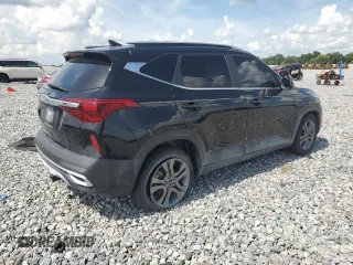 2023 Kia Seltos S with VIN KNDEU2AAXP7356776, listed as a Copart auction lot 64001135 with 58,275 mi miles and Salvage title. Bid and sale history available at DreamBid. Image 3.