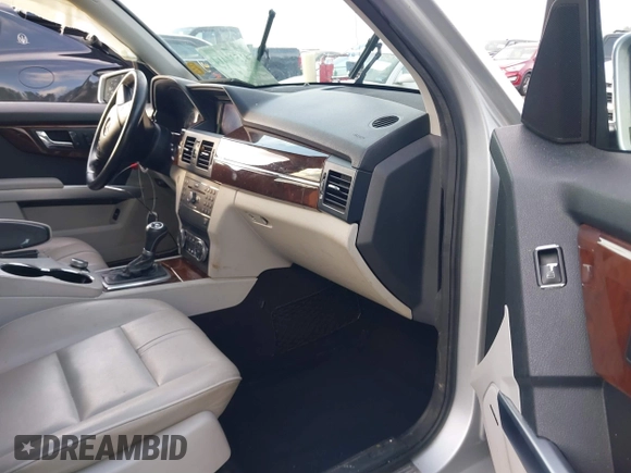 2010 Mercedes-Benz GLK 350 with VIN WDCGG5GB8AF423237, listed as a IAAI auction lot 41534414 with 236,055 mi miles and . Bid and sale history available at DreamBid. Image 5.