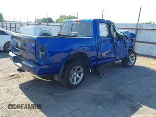 2016 Ram 1500 Sport z VIN 1C6RR7MT9GS167733, wystawiony jako IAAI lot #42547123 z przebiegiem 142 662 mil mil oraz . Historia ofert i sprzedaży dostępna na DreamBid. Obrazek 4.