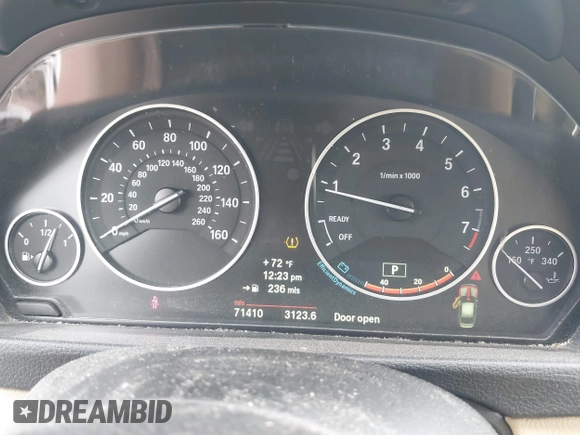 2013 BMW 3 Series 328i xDrive с VIN WBA3B3C57DF530191, выставлен на аукционе IAAI как лот 42517863 с пробегом 71 410 миль миль и . История ставок и продаж доступна на DreamBid. Изображение 7.