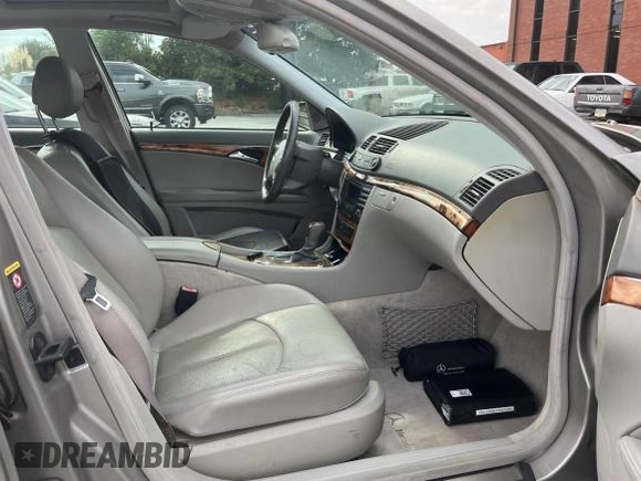 2003 Mercedes-Benz E-Class 3.2L with VIN WDBUF65J53A291922, listed as a Copart auction lot 73341014 with 272,660 mi miles and Clean Title. Bid and sale history available at carsss.com. Image 5.