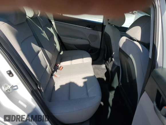 2018 Hyundai Elantra SE z VIN KMHD74LF8JU471498, wystawiony jako Copart lot #54801025 z przebiegiem 76 147 mil mil oraz Tytuł czysty. Historia ofert i sprzedaży dostępna na DreamBid. Obrazek 10.