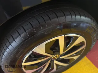 2024 Volkswagen Jetta S с VIN 3VW5M7BU2RM079505, выставлен на аукционе IAAI как лот 42808841 с пробегом 21 446 миль миль и . История ставок и продаж доступна на DreamBid. Изображение 18.