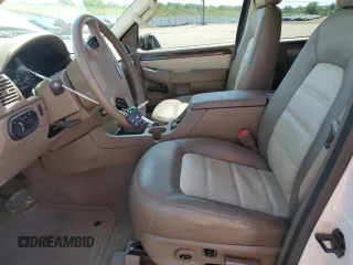 2005 Ford Explorer Eddie Bauer z VIN 1FMZU74W55UB03610, wystawiony jako Copart lot #58259655 z przebiegiem 63 644 mil mil oraz Szkoda całkowita • Salvage title. Historia ofert i sprzedaży dostępna na DreamBid. Obrazek 7.