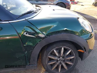 2016 MINI Convertible S с VIN WMWWG9C52G3A91914, выставлен на аукционе IAAI как лот 42703927 с пробегом 88 328 миль миль и . История ставок и продаж доступна на DreamBid. Изображение 6.