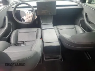 2024 Tesla Model 3 z VIN 5YJ3E1EA1RF730892, wystawiony jako Copart lot #51234655 z przebiegiem 11 464 mil mil oraz Szkoda całkowita • Salvage title. Historia ofert i sprzedaży dostępna na DreamBid. Obrazek 8.