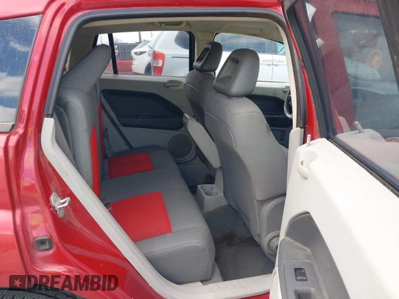 2007 Dodge Caliber SXT with VIN 1B3HB48B07D351411, listed as a IAAI auction lot 41908669 with 152,176 mi miles and . Bid and sale history available at DreamBid. Image 8.