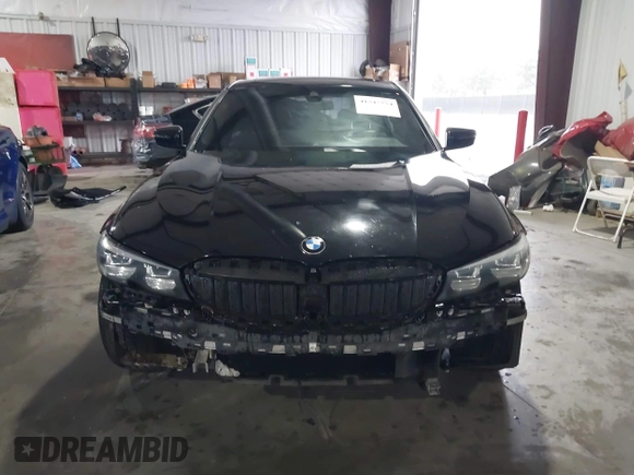 2019 BMW 3 Series 330i z VIN 3MW5R1J58K8B02003, wystawiony jako IAAI lot #41547254 z przebiegiem 85 201 mil mil oraz . Historia ofert i sprzedaży dostępna na DreamBid. Obrazek 13.