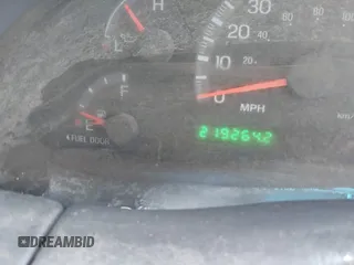 2002 Ford F-150 XL с VIN 1FTRX17W62NB90220, выставлен на аукционе IAAI как лот 42014299 с пробегом 219 264 миль миль и . История ставок и продаж доступна на DreamBid. Изображение 15.