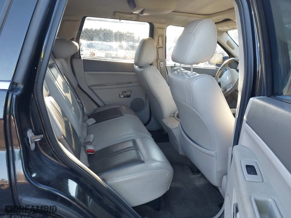 2007 Jeep Grand Cherokee Limited with VIN 1J8HR58N77C590043, listed as a IAAI auction lot 41215585 with 255,625 mi miles. Bid and sale history available at carsss.com. Image 8.