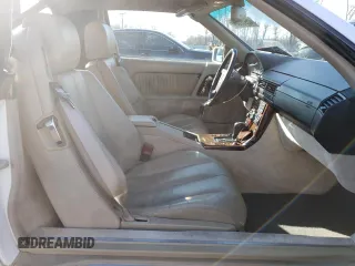 1995 Mercedes-Benz SL z VIN WDBFA63E8SF123853, wystawiony jako Copart lot #45917634 z przebiegiem 112 416 mil mil oraz Nie do naprawy. Historia ofert i sprzedaży dostępna na DreamBid. Obrazek 10.