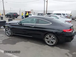 2019 Mercedes-Benz C 300 z VIN WDDWJ8DB6KF875249, wystawiony jako IAAI lot #42454994 z przebiegiem 51 013 mil mil oraz . Historia ofert i sprzedaży dostępna na DreamBid. Obrazek 15.