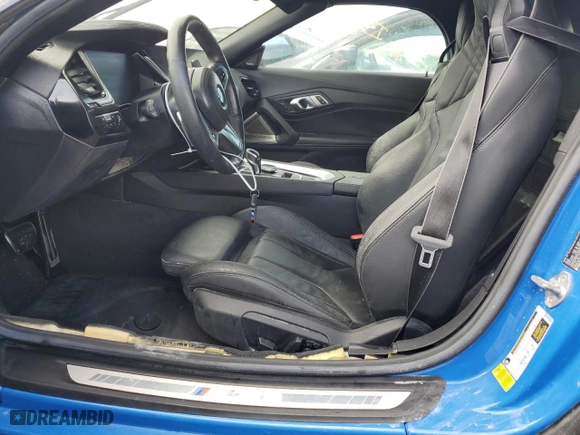 2020 BMW Z4 sDriveM40i with VIN WBAHF9C05LWW40270, listed as a Copart auction lot 76310654 with 0 mi miles and Non Repairable. Bid and sale history available at carsss.com. Image 7.