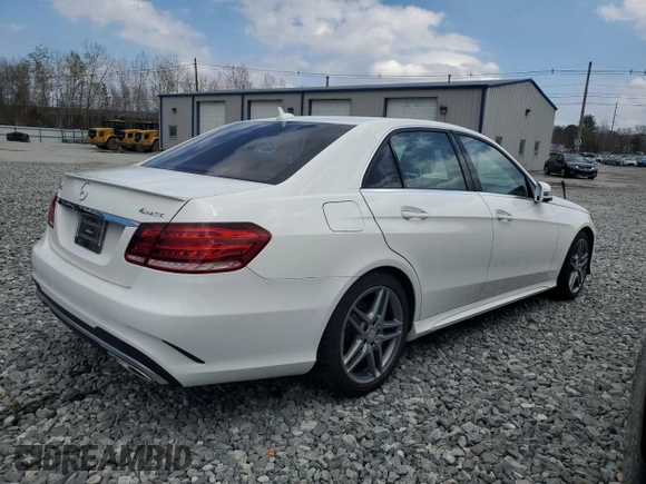 2015 Mercedes-Benz E-Class E 350 Luxury with VIN WDDHF8JB5FB104521, listed as a Copart auction lot 52475135 with 99,385 mi miles and Clean Title. Bid and sale history available at carsss.com. Image 3.