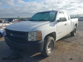 2008 Chevrolet Silverado 1500 LT w/1LT with VIN 2GCEC19C481267593, listed as a IAAI auction lot 42030413 with 258,754 mi miles. Bid and sale history available at carsss.com. Image 2.