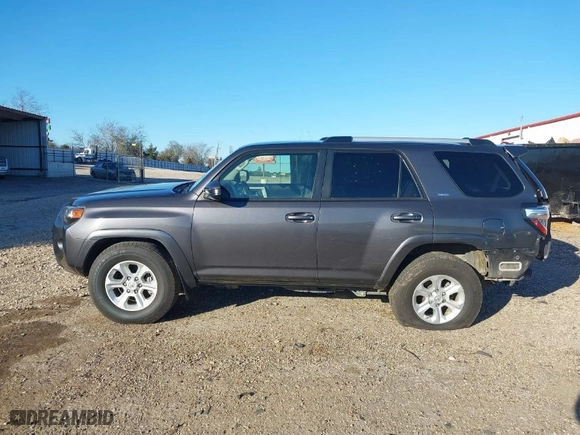 2021 Toyota 4Runner SR5 with VIN JTEEU5JRXM5235997, listed as a IAAI auction lot 41185640 with 68,445 mi miles. Bid and sale history available at carsss.com. Image 15.