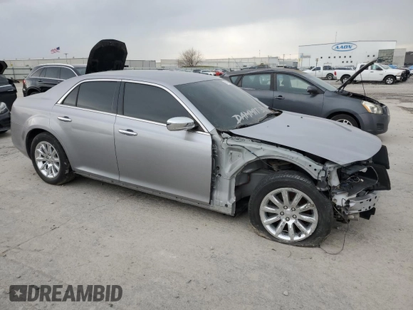 2014 Chrysler 300 with VIN 2C3CCAET7EH117675, listed as a Copart auction lot 89164525 with 93,133 mi miles and Clean Title. Bid and sale history available at carsss.com. Image 4.
