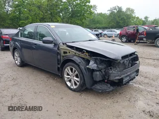 2014 Subaru Legacy Premium с VIN 4S3BMCC66E3007684, выставлен на аукционе IAAI как лот 42333043 с пробегом 141 589 миль миль и . История ставок и продаж доступна на DreamBid. Изображение 1.