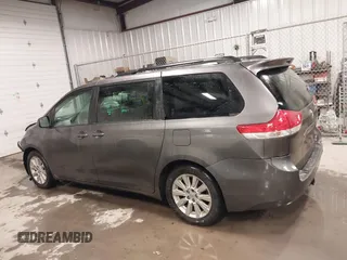 2011 Toyota Sienna LE with VIN 5TDJK3DC2BS013045, listed as a IAAI auction lot 41127037 with 239,401 mi miles. Bid and sale history available at carsss.com. Image 15.