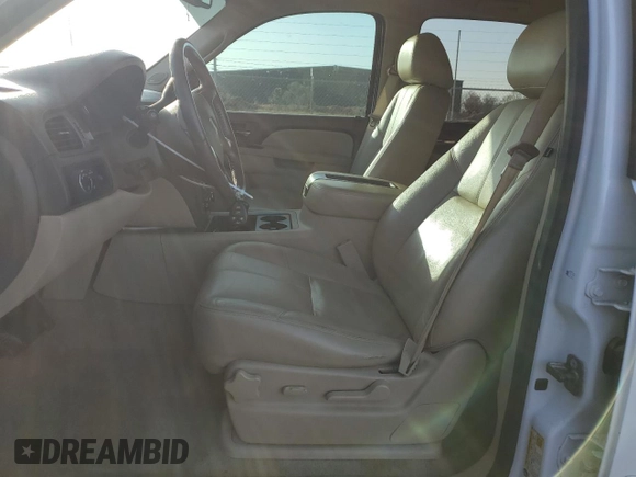 2013 GMC Yukon SLT with VIN 1GKS1CE0XDR178441, listed as a Copart auction lot 45245265 with 144,463 mi miles and Salvage Title. Bid and sale history available at carsss.com. Image 7.