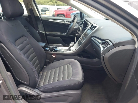 2013 Ford Fusion SE z VIN 3FA6P0H7XDR384789, wystawiony jako IAAI lot #42341339 z przebiegiem 225 418 mil mil oraz . Historia ofert i sprzedaży dostępna na DreamBid. Obrazek 5.