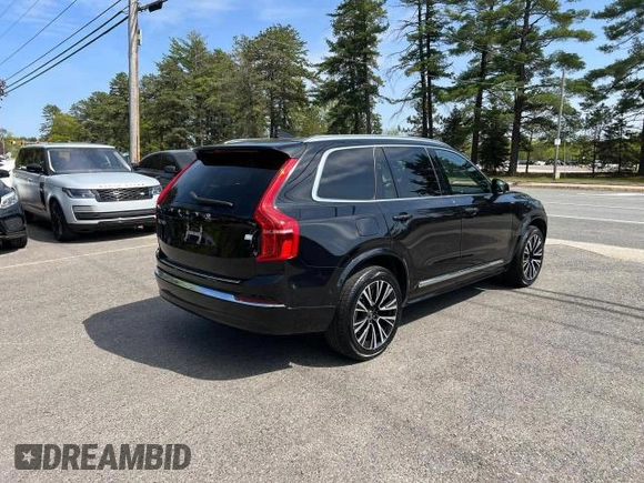 2023 Volvo XC90 Plus Bright Theme with VIN YV4H60CN8P1985514, listed as a Copart auction lot 60407985 with 117,257 mi miles and Clean title. Bid and sale history available at DreamBid. Image 4.