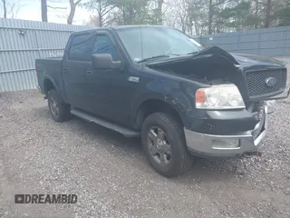 2004 Ford F-150 XLT with VIN 1FTPW14574KC57823, listed as a IAAI auction lot 42093482 with 88,564 mi miles. Bid and sale history available at carsss.com. Image 1.