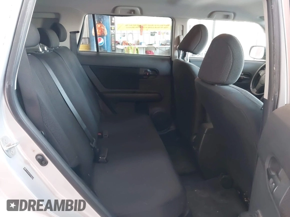 2009 Scion xB z VIN JTLKE50E091096548, wystawiony jako IAAI lot #42225785 z przebiegiem 97 027 mil mil oraz . Historia ofert i sprzedaży dostępna na DreamBid. Obrazek 5.