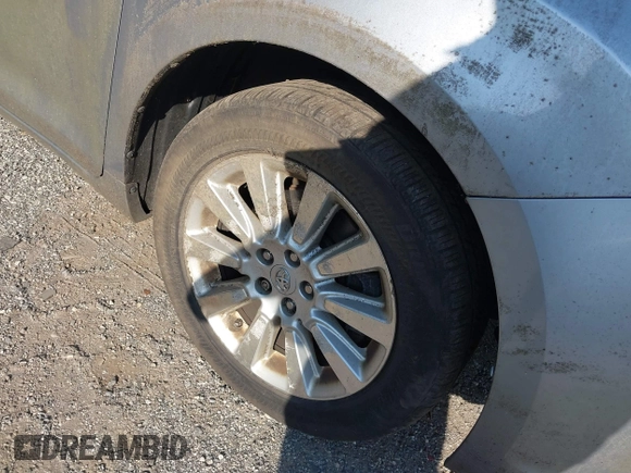 2011 Toyota Sienna LE with VIN 5TDJK3DC9BS012944, listed as a IAAI auction lot 42106998 with 108,700 mi miles. Bid and sale history available at carsss.com. Image 12.