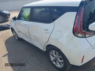 2024 Kia Soul S with VIN KNDJ23AU2R7913249, listed as a IAAI auction lot 42133638 with 22,663 mi miles and . Bid and sale history available at DreamBid. Image 20.