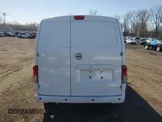 2019 Nissan NV200 S with VIN 3N6CM0KN9KK697218, listed as a Copart auction lot 61312095 with 111,543 mi miles and Salvage title. Bid and sale history available at DreamBid. Image 6.