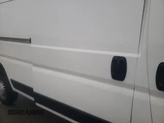 2024 Ram ProMaster Cargo Tradesman with VIN 3C6LRVDG6RE114782, listed as a Copart auction lot 43402665 with 9,610 mi miles and Salvage Title. Bid and sale history available at DreamBid. Image 10.