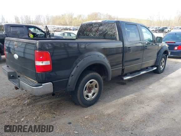 2007 Ford F-150 XLT with VIN 1FTPW14527FA16555, listed as a IAAI auction lot 42122767 with 181,242 mi miles. Bid and sale history available at carsss.com. Image 4.