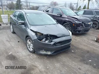 2016 Ford Focus SE with VIN 1FADP3F25GL378613, listed as a IAAI auction lot 41918553 with 98,349 mi miles. Bid and sale history available at carsss.com. Image 1.