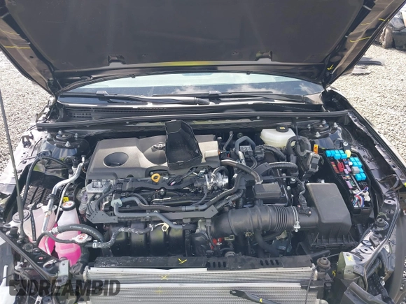 2025 Toyota Camry LE z VIN 4T1DBADK4SU011099, wystawiony jako IAAI lot #41949441 z przebiegiem 1 548 mil mil oraz . Historia ofert i sprzedaży dostępna na DreamBid. Obrazek 10.